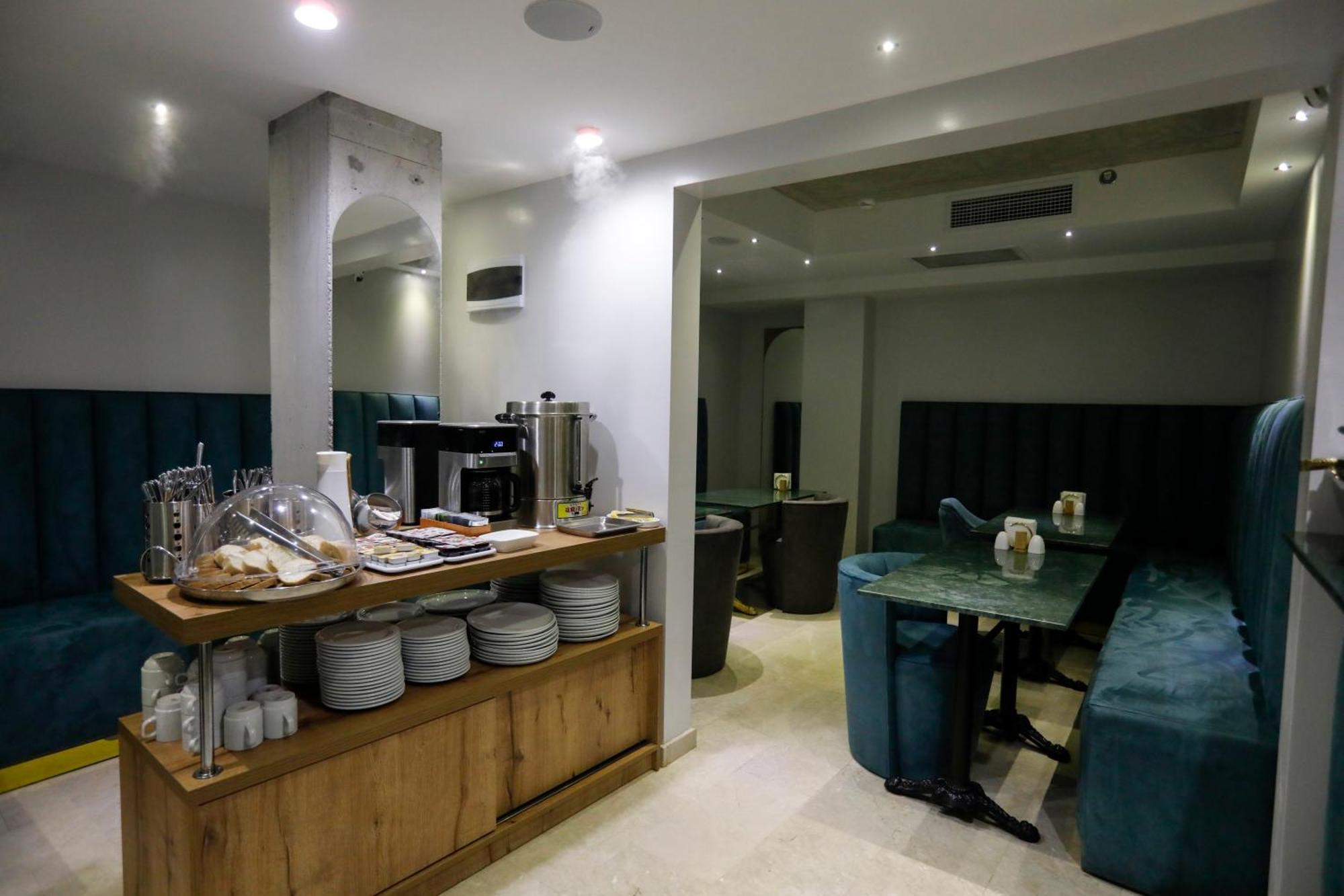 M 1 T Hotel Tbiliszi Kültér fotó